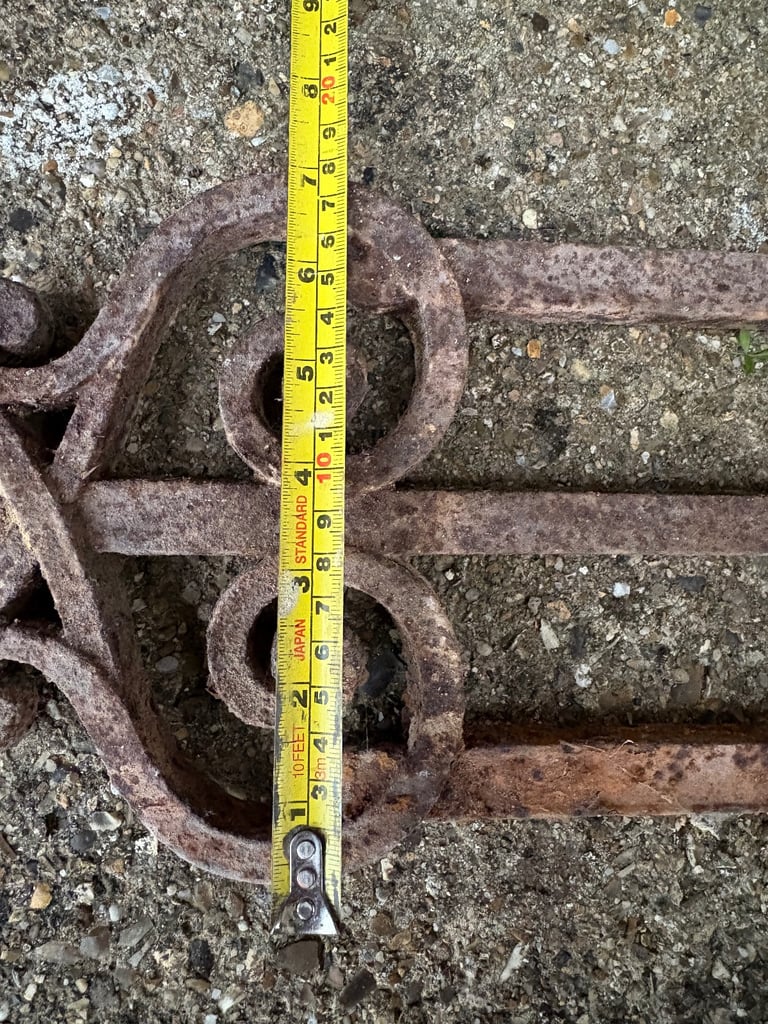 image for 11 Victorian railings 