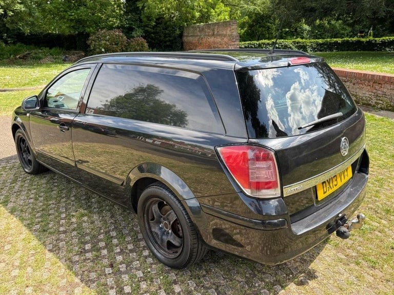2013 13 VAUXHALL ASTRA VAN 1.7 CDTI 16V SPORTIVE 123BHP CAR DERIVED PANEL VAN DI
