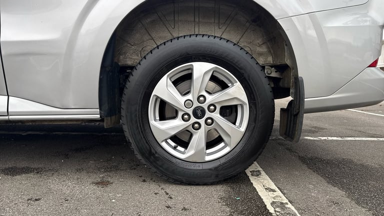 2024 Ford Transit Custom 300 L2 Diesel Fwd 2.0 EcoBlue 136ps H1 Van Limited Van Diesel Manual