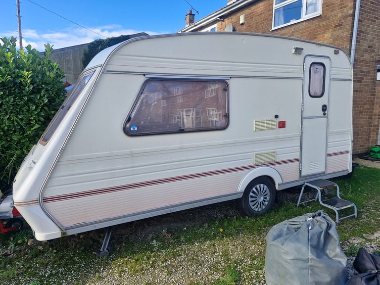 1992 fleetwood colchester 2 birth caravan