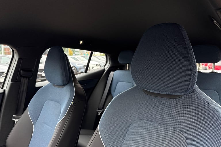 2025 Volvo EX30 Single Motor Extended Range 69kWh Plus SUV 5dr Electric Auto (272 ps) ESTATE Elec...