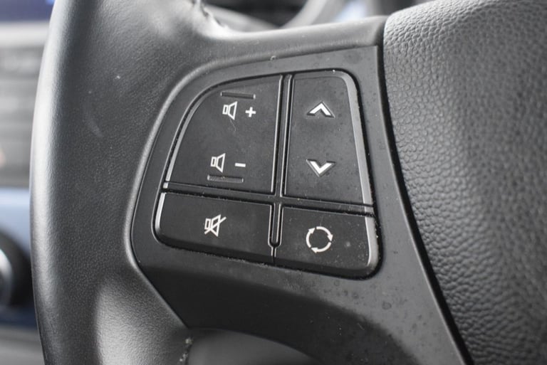 2014 Hyundai i10 1.2 Premium 5dr HATCHBACK PETROL Manual