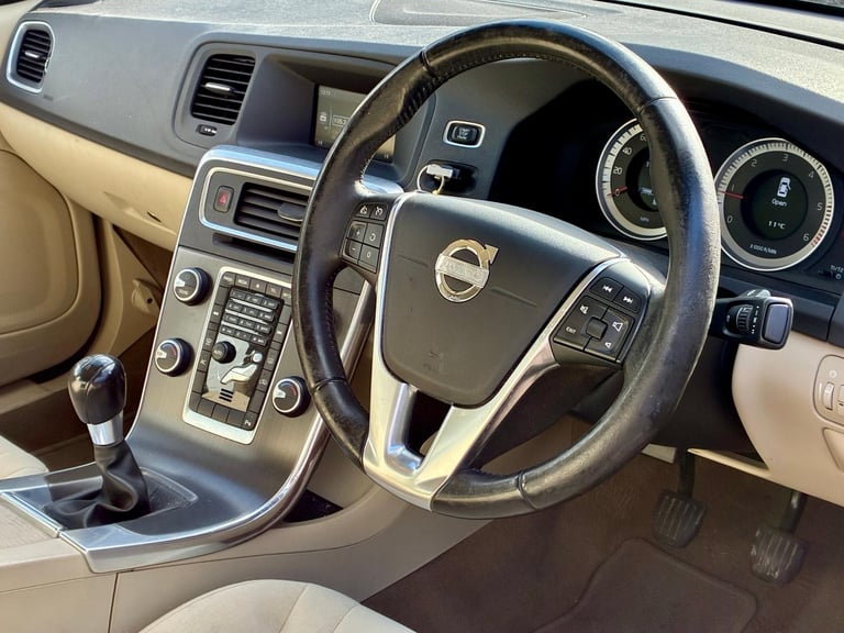 2011 Volvo S60 2.0 D3 SE Euro 5 **Low Miles - Lovely Example - 50 MPG**