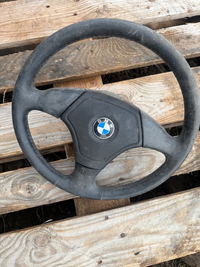 image for Bmw e36 e30 Steering Wheel With Airbag 