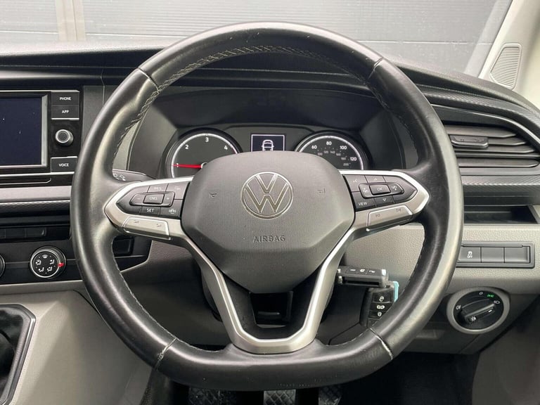 VOLKSWAGEN TRANSPORTER 2.0 TDI T28 Startline FWD LWB Euro 6 (s/s) 5dr 2021