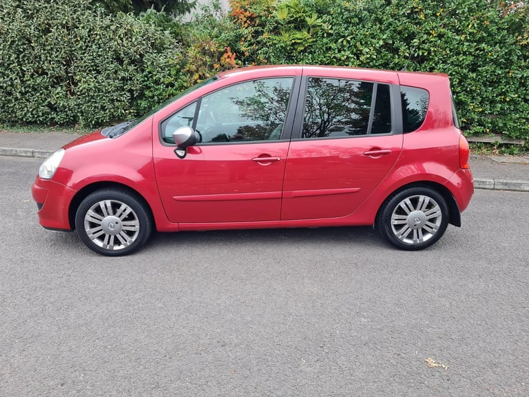 Renault, GRAND MODUS, Hatchback, 2011, Manual, 1149 (cc), 5 doors