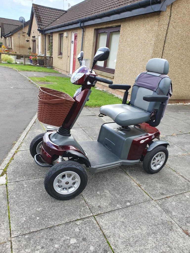 Larger galaxy 2 mobility scooter good condition can deliver 