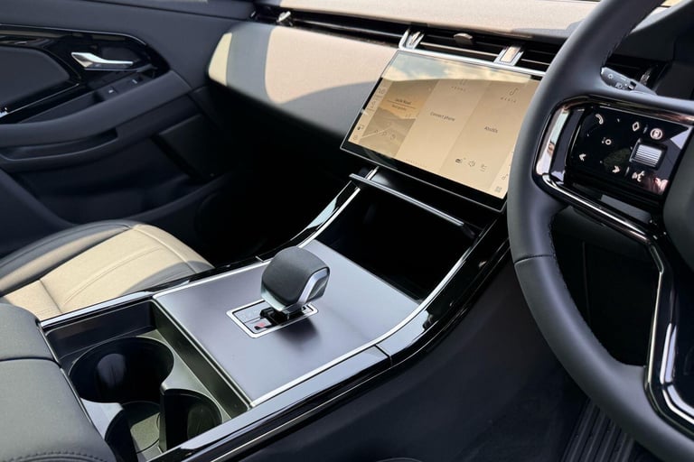 2025 Land Rover Range Rover Evoque 2.0 D200 Dynamic SE 5dr Auto ESTATE DIESEL Automatic