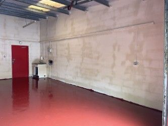 500 sq. ft Storage Unit to Let –  From just £100 per week – No deposit required!