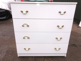 Chest of 4 drawers - White