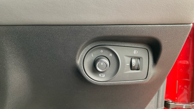 2025 MG MGS5 170kW Trophy EV Long Range 64kWh 5dr Auto Electric Estate Estate Electric Automatic