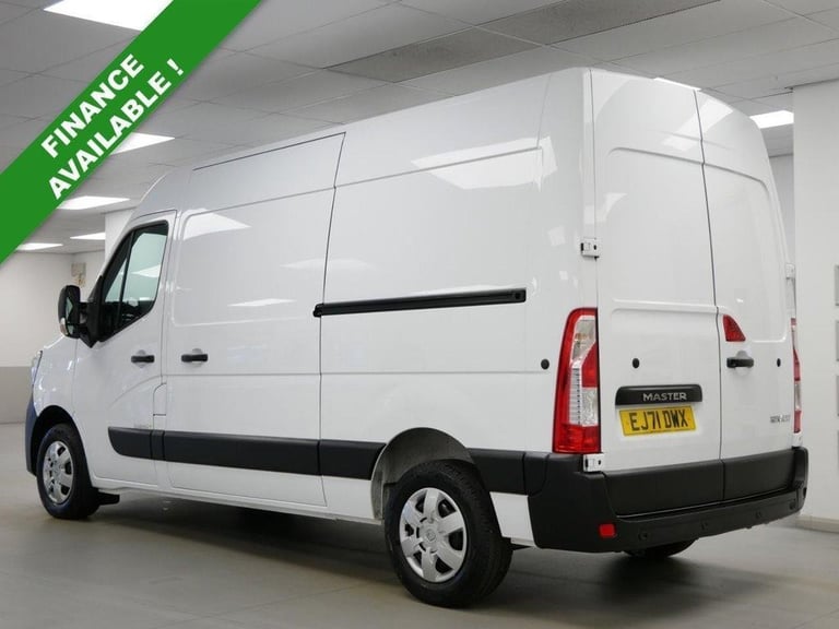 71 RENAULT MASTER 2.3 DCI 135 BHP L2 H2 MEDIUM BUSINESS + ( AIR CON )