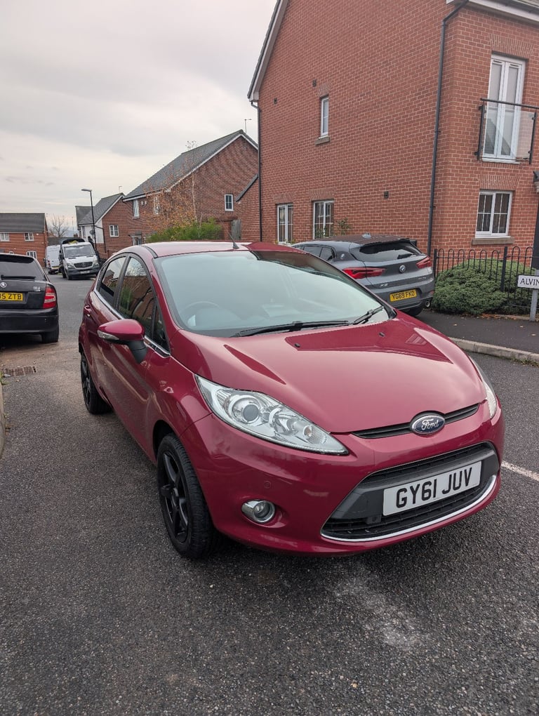 Ford, FIESTA, Hatchback, 2011, Manual, 1242 (cc), 5 doors