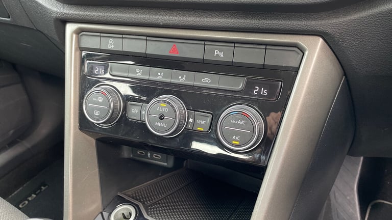 2020 Volkswagen T Roc 1.5 TSI EVO SE 5dr - Parking Sensors - App Connect