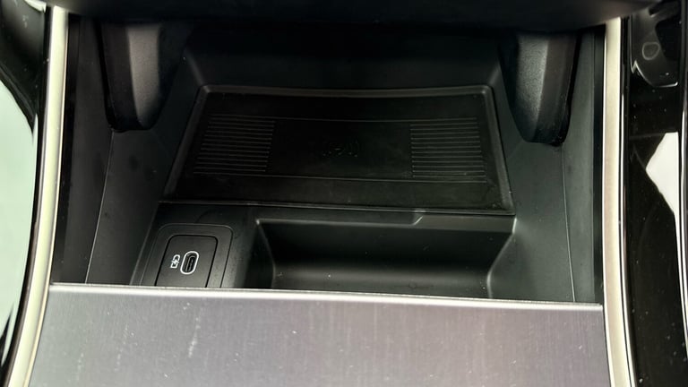 2025 Land Rover Range Rover Evoque 2.0 D165 Dynamic SE 5dr Auto Diesel Hatchback Hatchback Diesel...