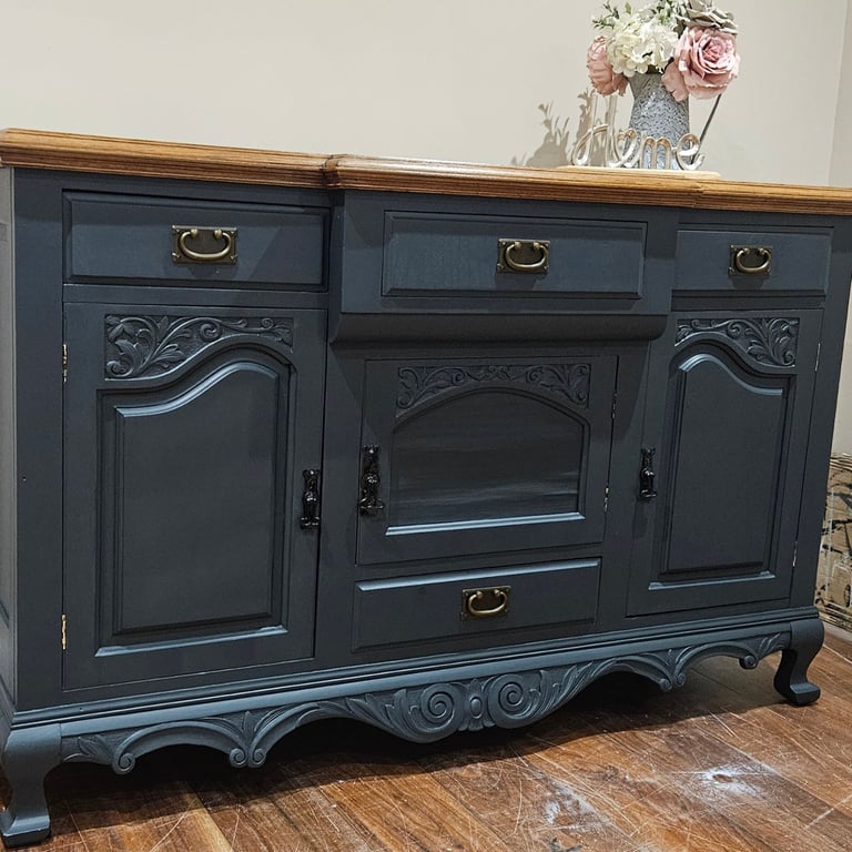 Sideboard