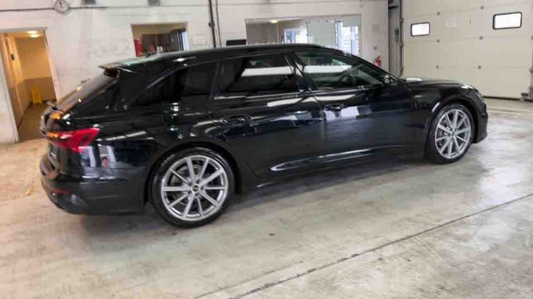 2022 Audi A6 Avant 2.0 TDI 40 Black Edition Estate 5dr Diesel S Tronic quattro Euro 6 (s/s) (2 Es...