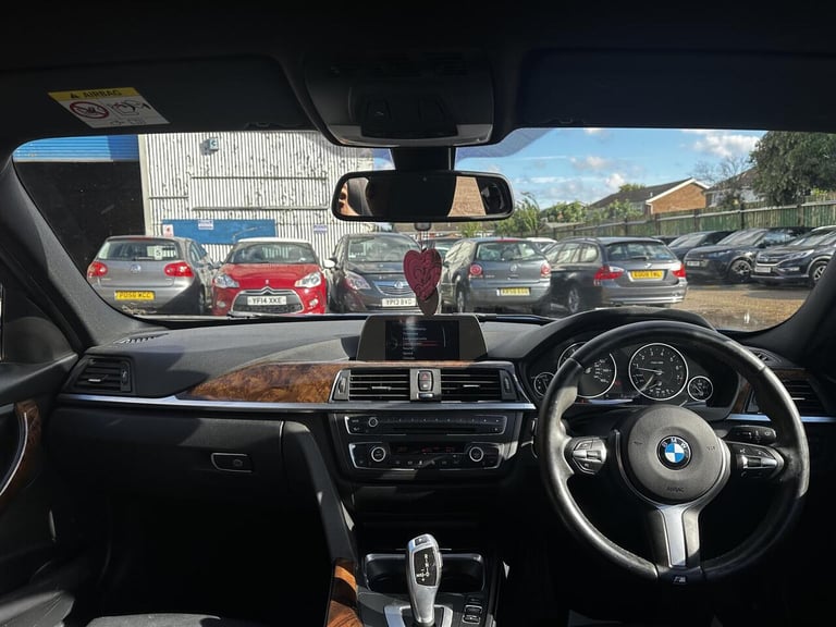 2015 BMW 3 Series Saloon (2011 - 2015) Saloon Petrol Automatic