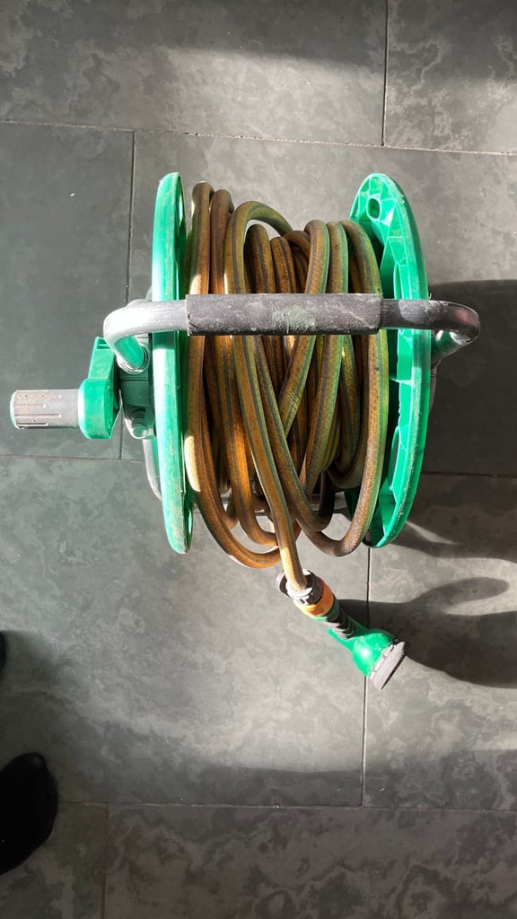 Garden Hose With Reel & Spray Gun Attachment 