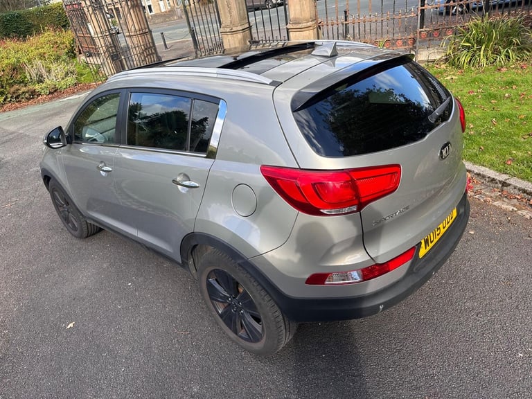 2015 Kia Sportage 2.0 CRDi KX-4 SUV 5dr Diesel Manual AWD Euro 5 (181 bhp) ESTATE Diesel Manual