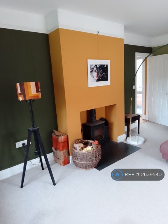3 bedroom house in Wray Barton, Moretonhampstead, TQ13 (3 bed) (#2639540)