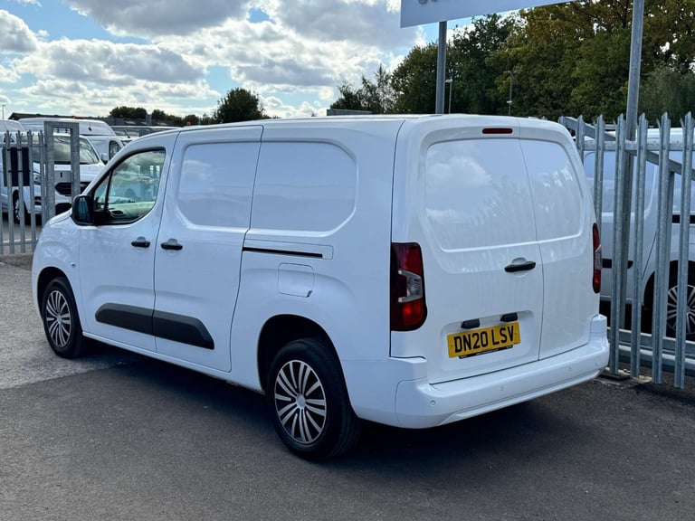 2020 Vauxhall Combo 2300 1.5 Turbo D 100ps H1 Sportive Van PANEL VAN DIESEL Manual