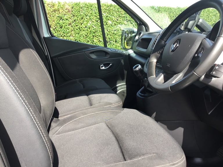 2021 Renault Trafic SL28 ENERGY dCi 120 Sport Nav Van PANEL VAN Diesel Manual