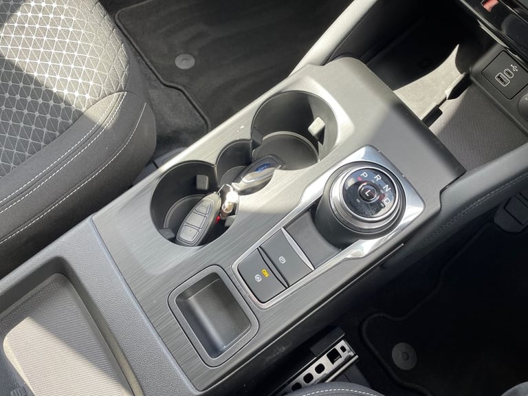  Ford Kuga 2.5 Duratec 14.4kwh Titanium Suv 5dr Petrol Plug In Hybrid CVT Euro