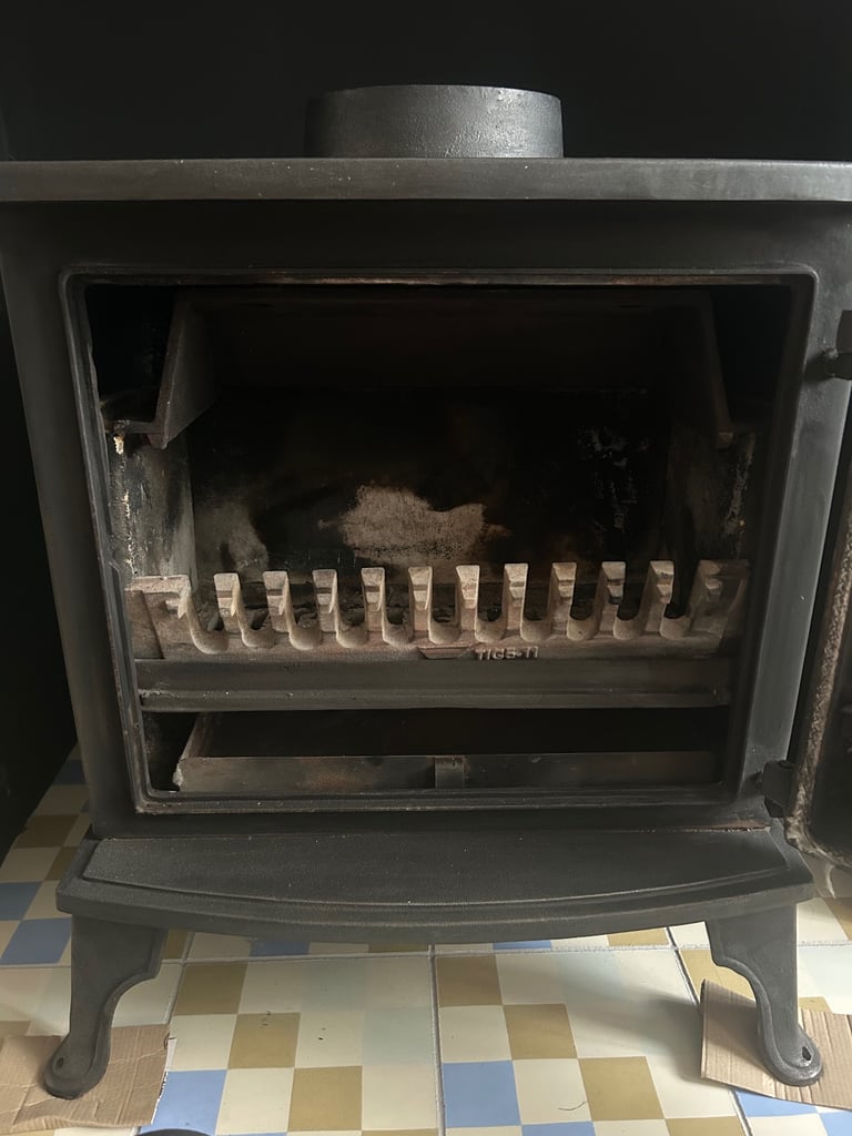 Tiger 5KW Log Burner (multi-fuel stove)