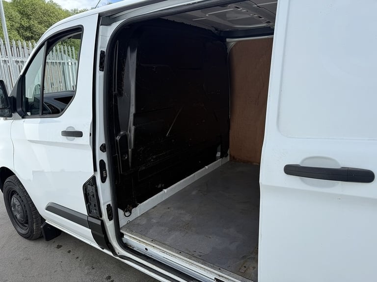 2015 Ford Transit Custom TDCi 270 ECOnetic Panel Van Diesel Manual