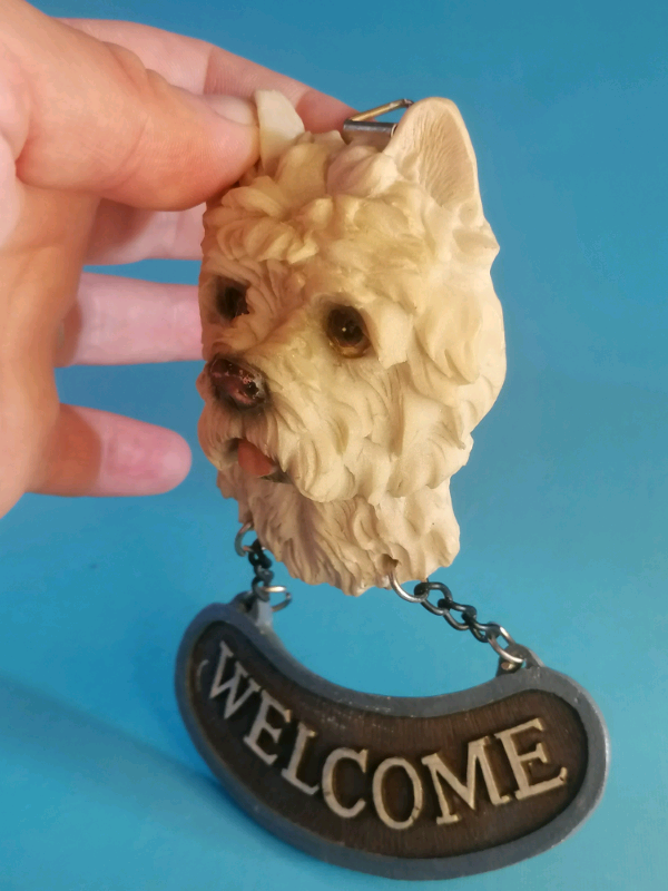 5,5 inch. (welcome). Dogs sculpture. 