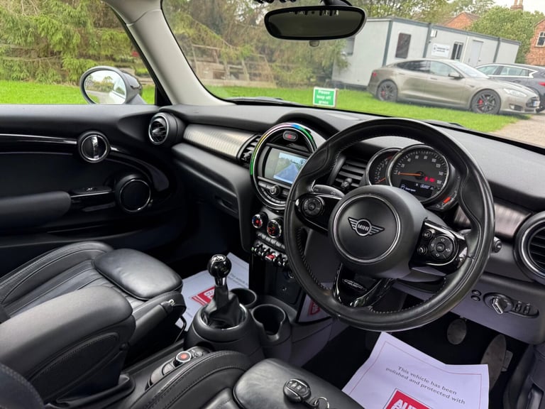 2019 MINI Hatch 1.5 Cooper Exclusive Euro 6 (s/s) 3dr HATCHBACK Petrol Manual