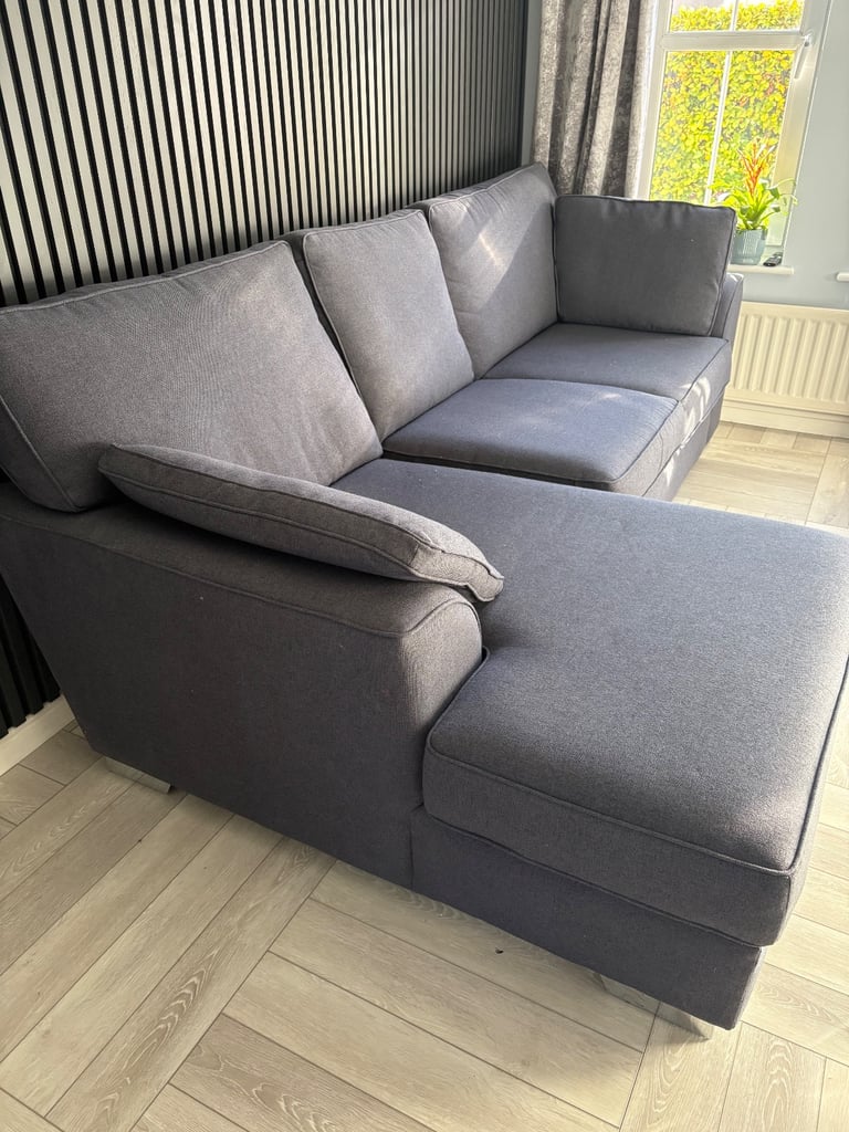 Corner sofa