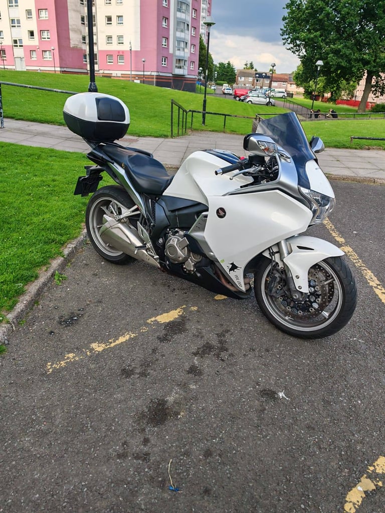 Honda VFR 2012 DCT