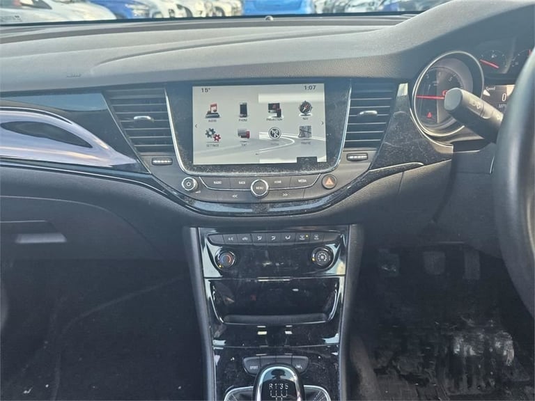 2018 Vauxhall Astra 1.0i Turbo ecoTEC SRi Nav Hatchback 5dr Petrol Manual Euro 6 (s/s) (105 ps) H...