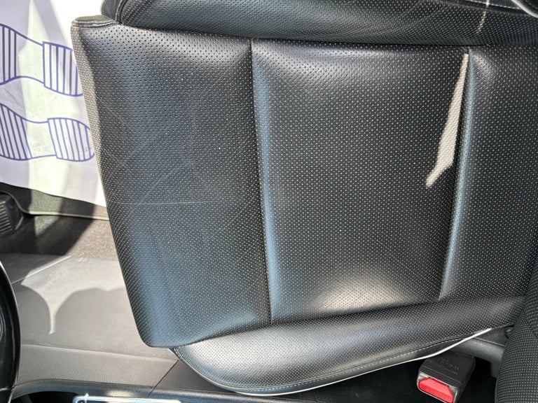 Kia Sportage 2.0 Diesel ISG 4 AWD Auto.Heated leather,reverse camera,pan roof