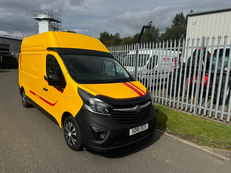 Show stopper 18 Vauxhall vivaro sport type LWB High Roof ideal camper thousand pounds of extras 