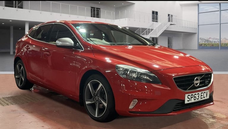 image for 2013 Volvo V40 D2 R DESIGN 5dr HATCHBACK DIESEL Manual