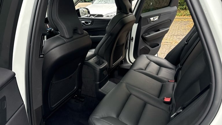 2023 Volvo XC60 Recharge Plus, T6 AWD plug-in hybrid, Electric/Petrol, Dark Estate Petrol Paralle...