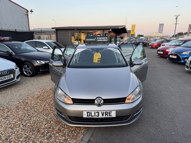2013 Volkswagen Golf 1.6 TDI 105 SE 5dr HATCHBACK Diesel Manual