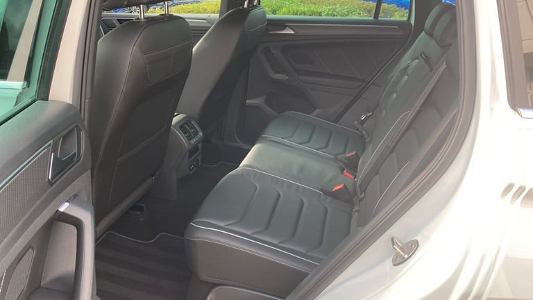 2023 Volkswagen Tiguan 2.0 TDI R-Line 5dr DSG Diesel Estate Estate Diesel Automatic