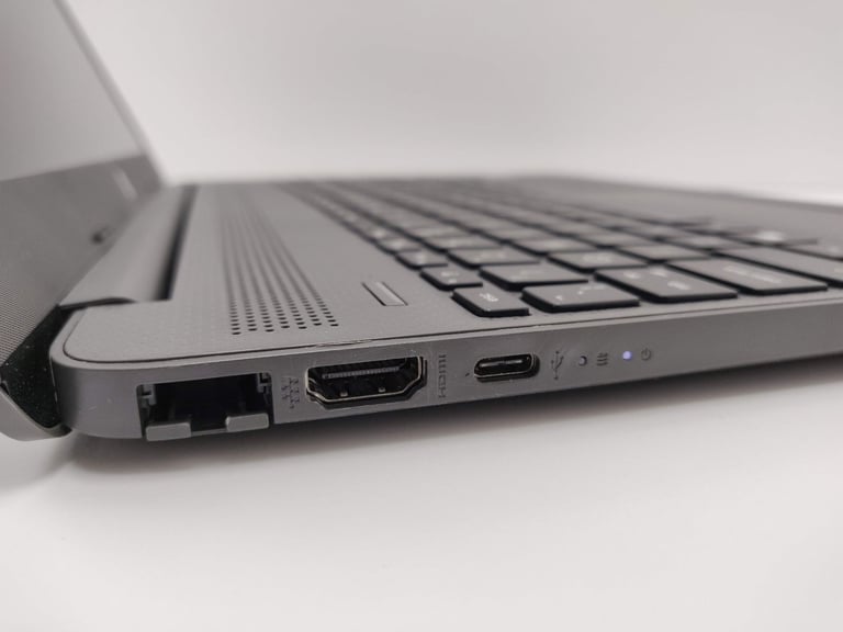 HP i5 1235U 16gb 512gb SSD 10xCore USB-C Office Laptop 15.6-inch 12th Gen Windows 11 Pro 250 G9