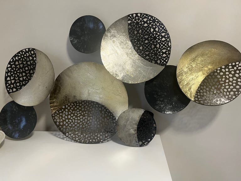 image for Metal wall Art metallic circles 
