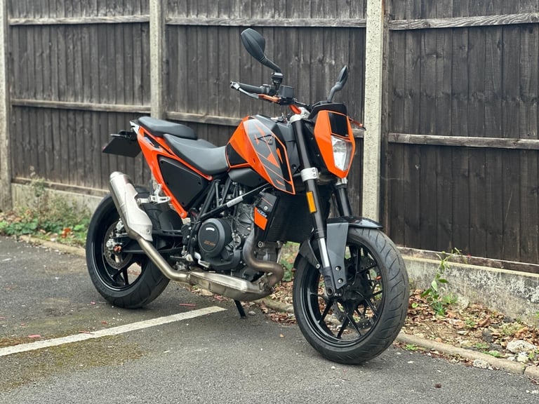 2018 KTM DUKE 690 Duke (17MY)  Petrol Manual