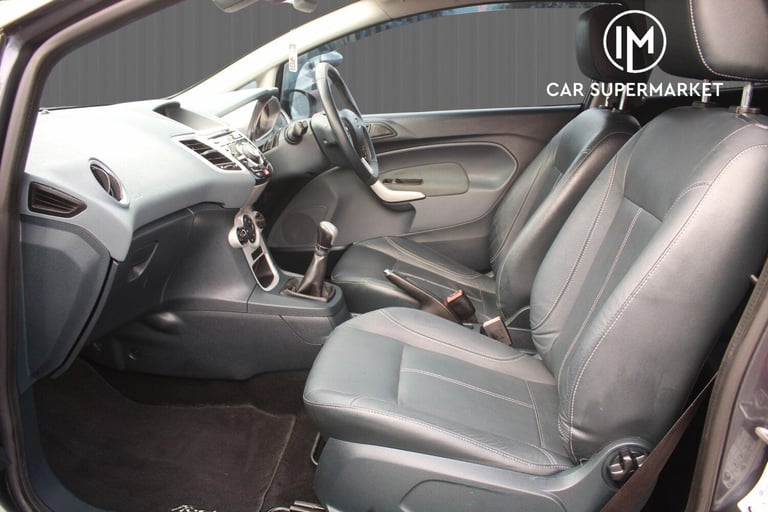 2010 Ford Fiesta 1.6 Titanium 3dr HATCHBACK Petrol Manual