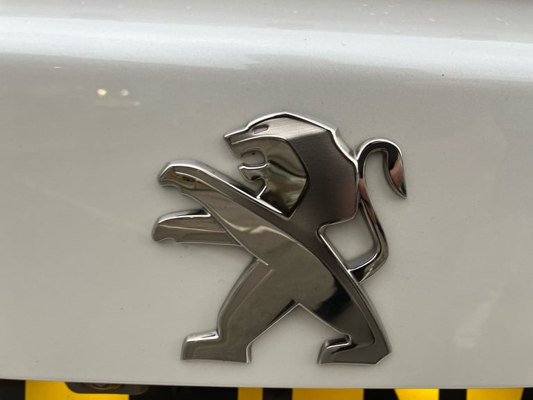 2021 Peugeot 2008 1.2 PureTech 130 GT 5dr Estate Manual