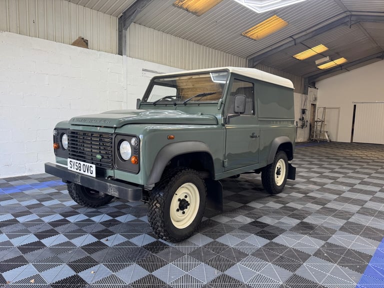 2008 Land Rover Defender Hard Top TDCi PANEL VAN Diesel Manual