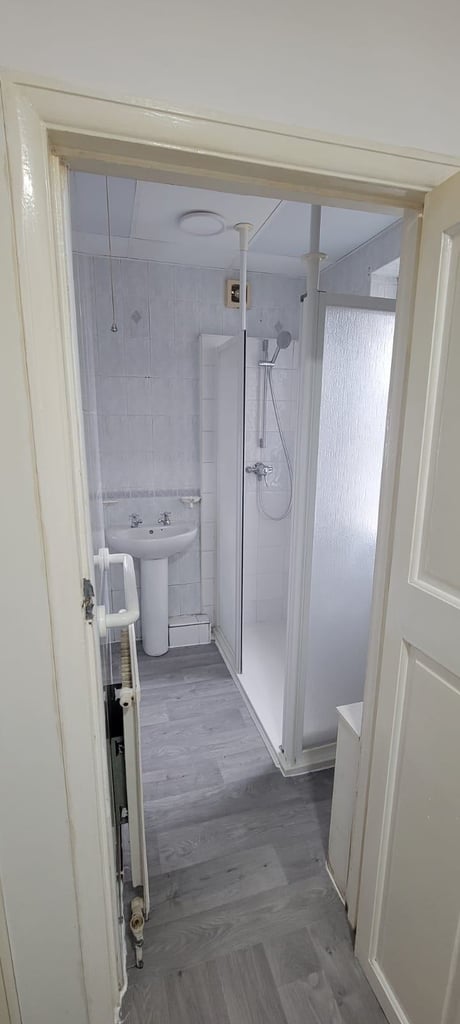 Spacious 3-souble Bedroom Bungalow Rainham, Dagenham,