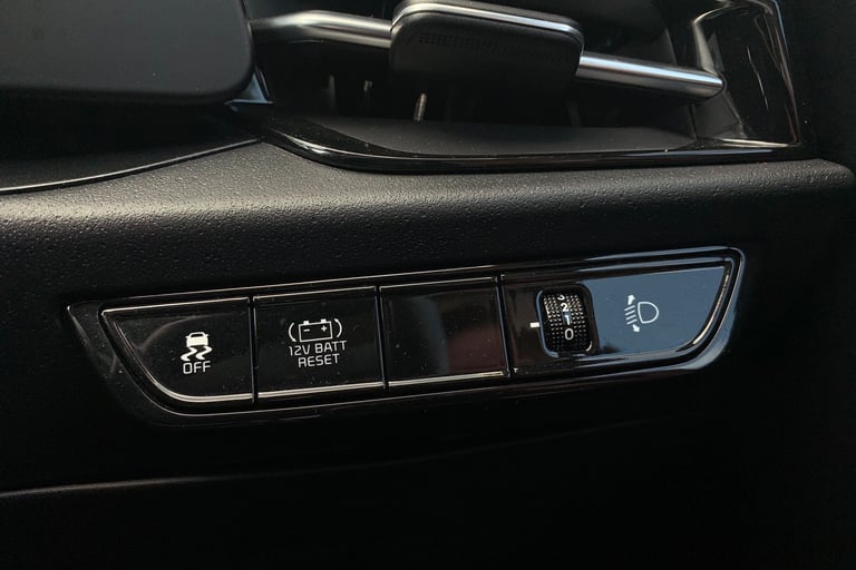 2022 Kia Niro 1.6 GDi Hybrid 2 5dr DCT Estate Hybrid Automatic