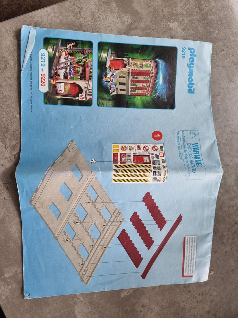 Playmobil ghostbusters tower and car playset